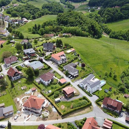 Ferienwohnung Berghausen Luaran gambar