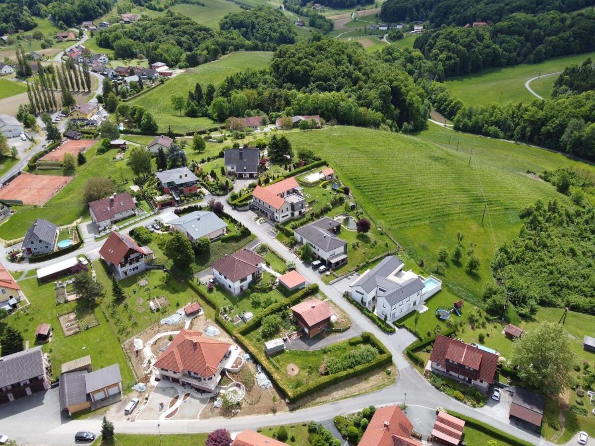 Ferienwohnung Berghausen Luaran gambar
